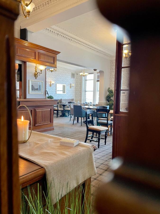 The Clarendon Hotel Моркамб Екстериор снимка
